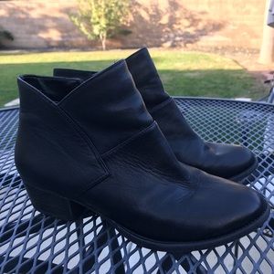 Jessica Simpson Darbey Boot